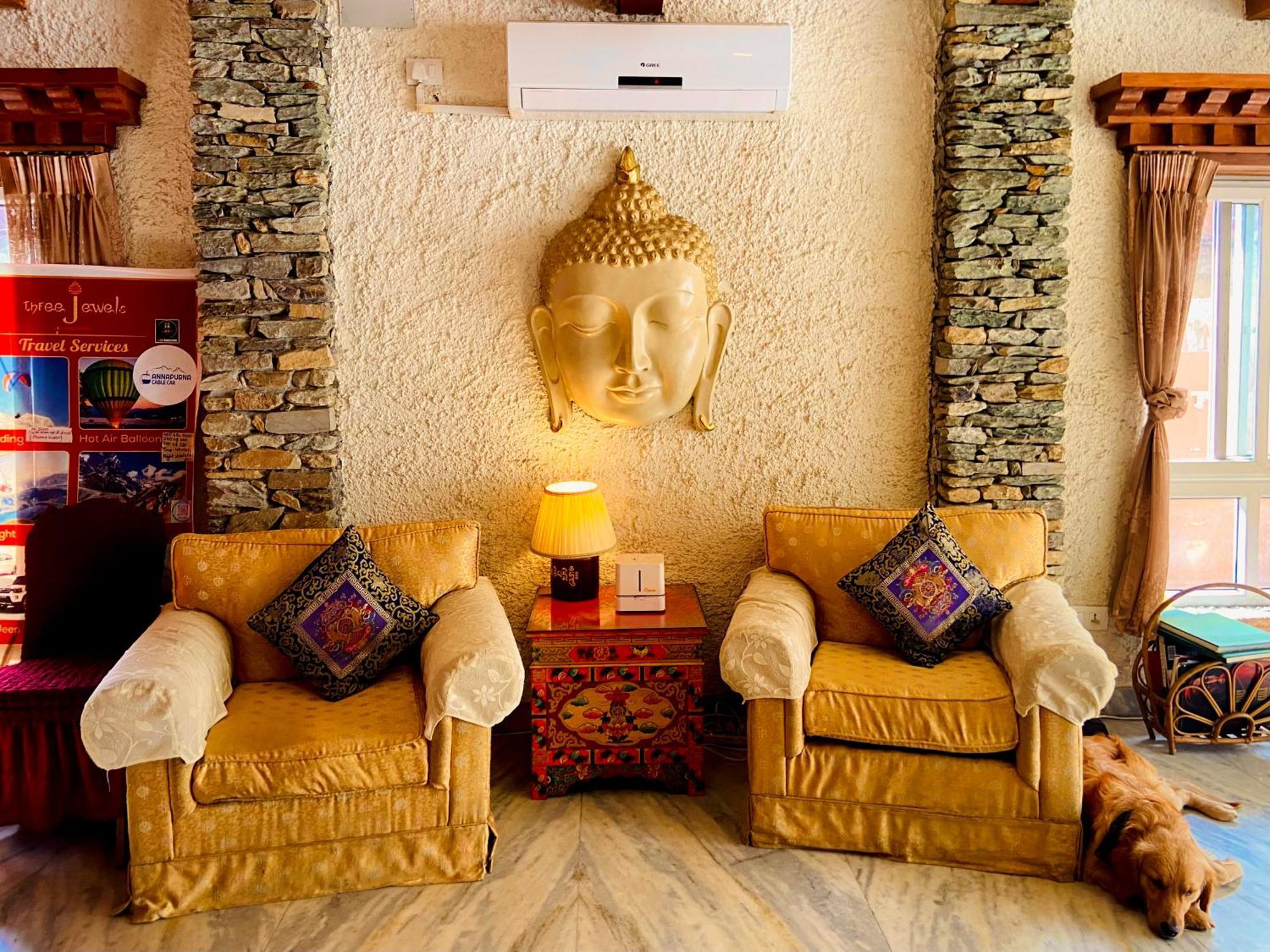 Three Jewels Boutique Hotel 포카라 외부 사진