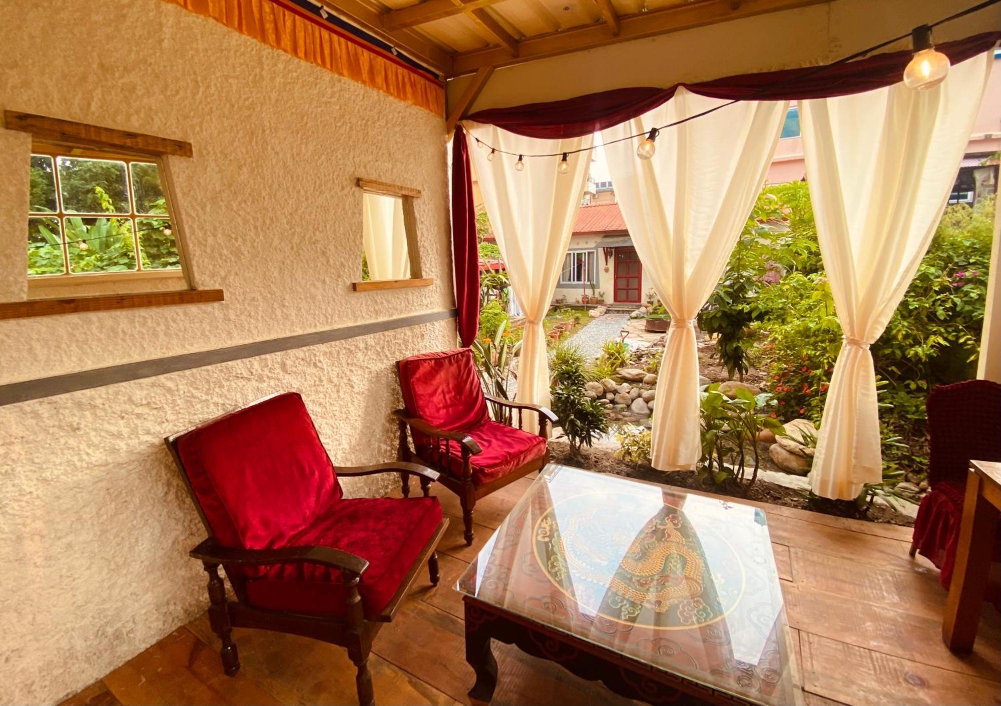 Three Jewels Boutique Hotel 포카라 외부 사진