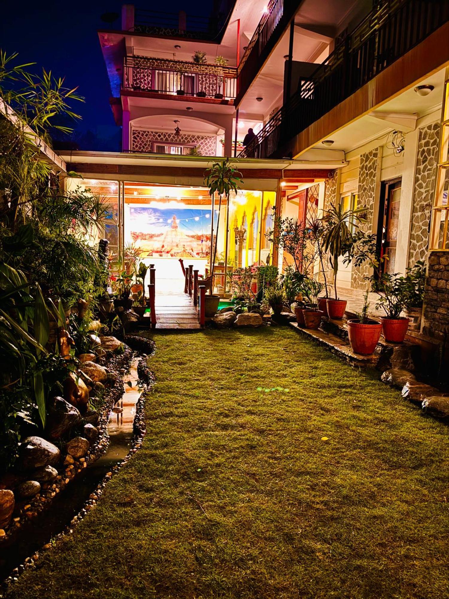 Three Jewels Boutique Hotel 포카라 외부 사진